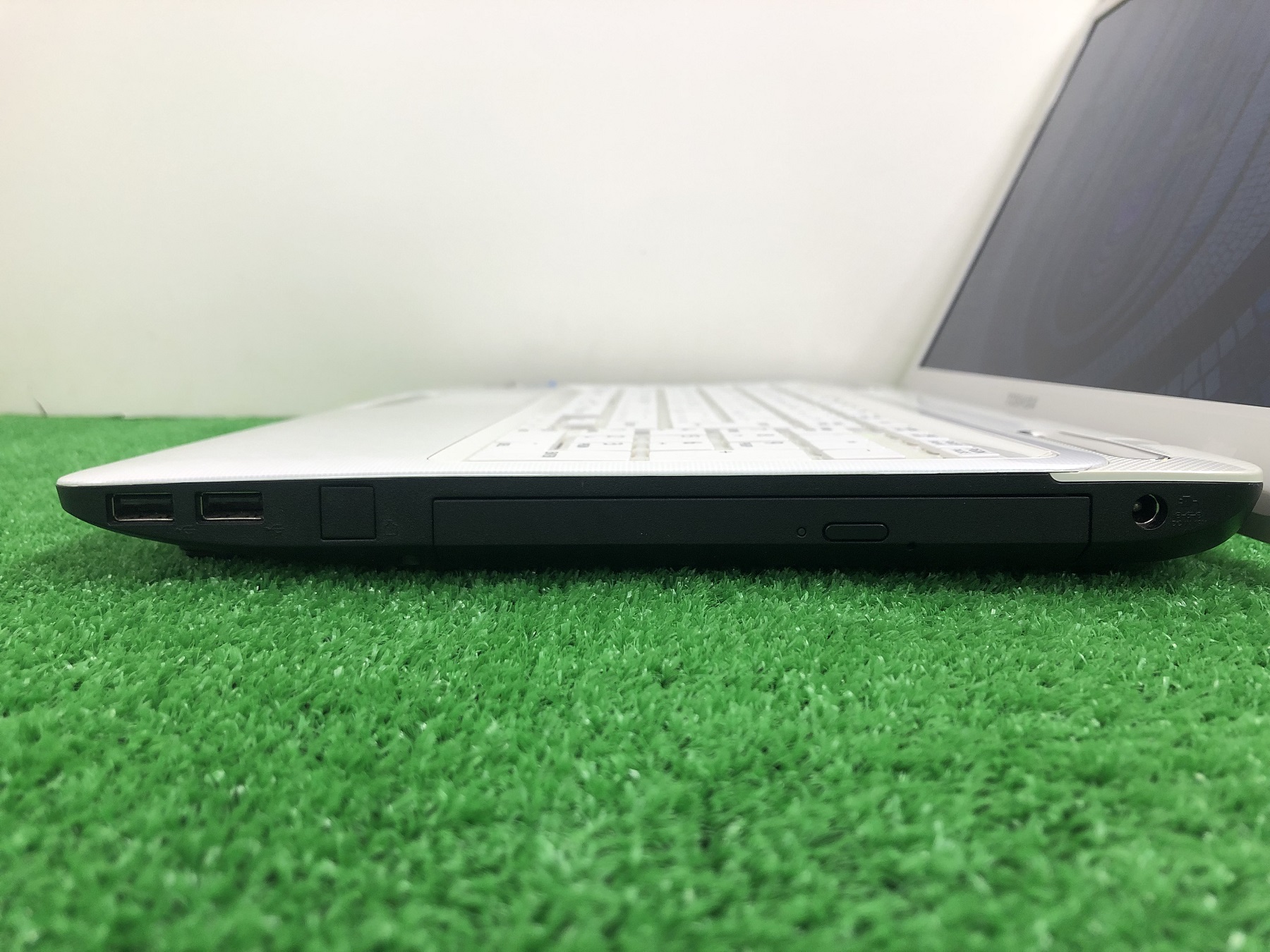 【499】東芝Dynabook SS MX/2E Win XP office 東芝 dynabook EX/47EWHT (CPU：Celeron B815 1.6GHz / メモリ
