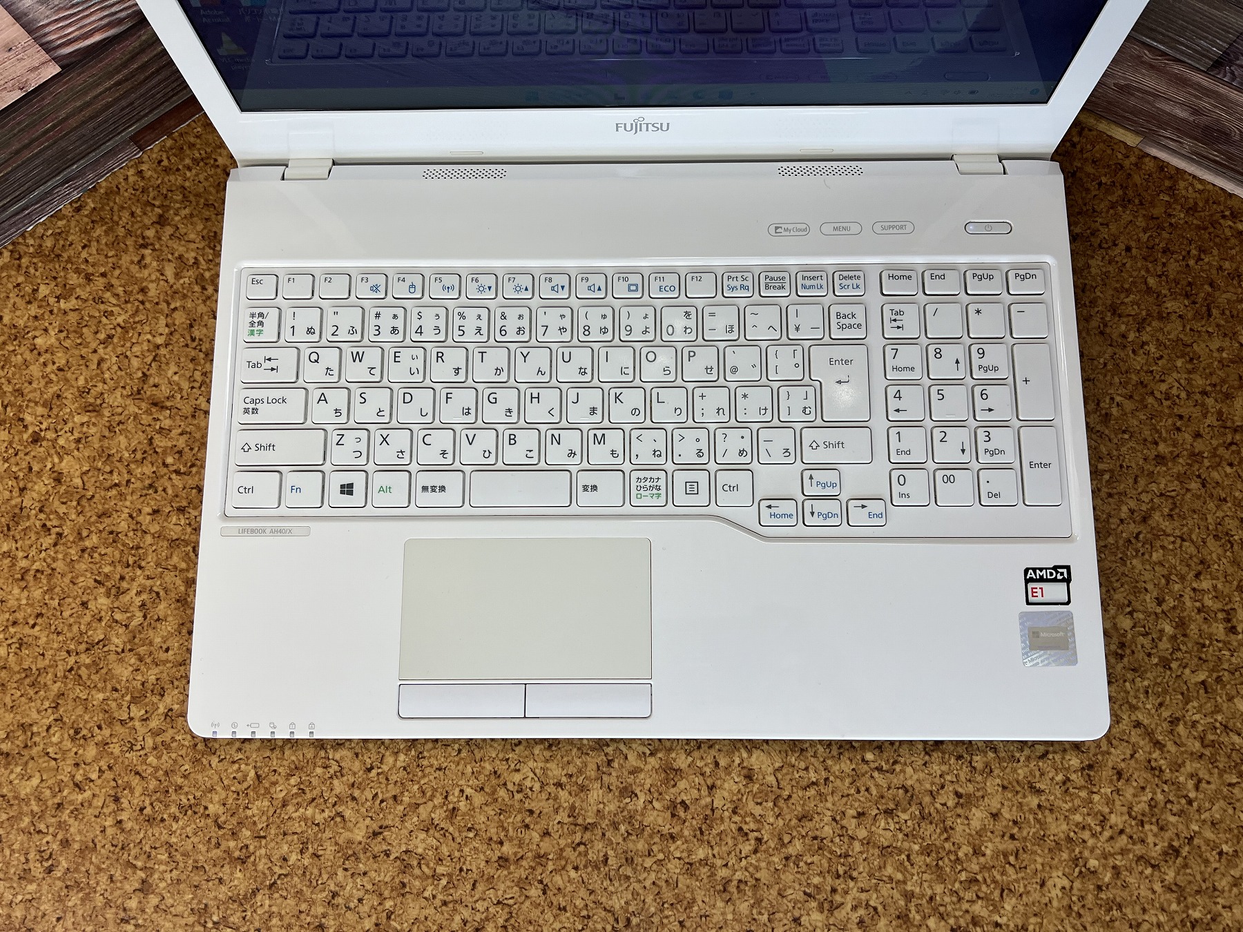 LIFEBOOK AH40/HW ホワイト ノートPC LIFEBOOK AH40/HW ホワイト ノートPC 富士通】AH40 SSD256GB 8GB
