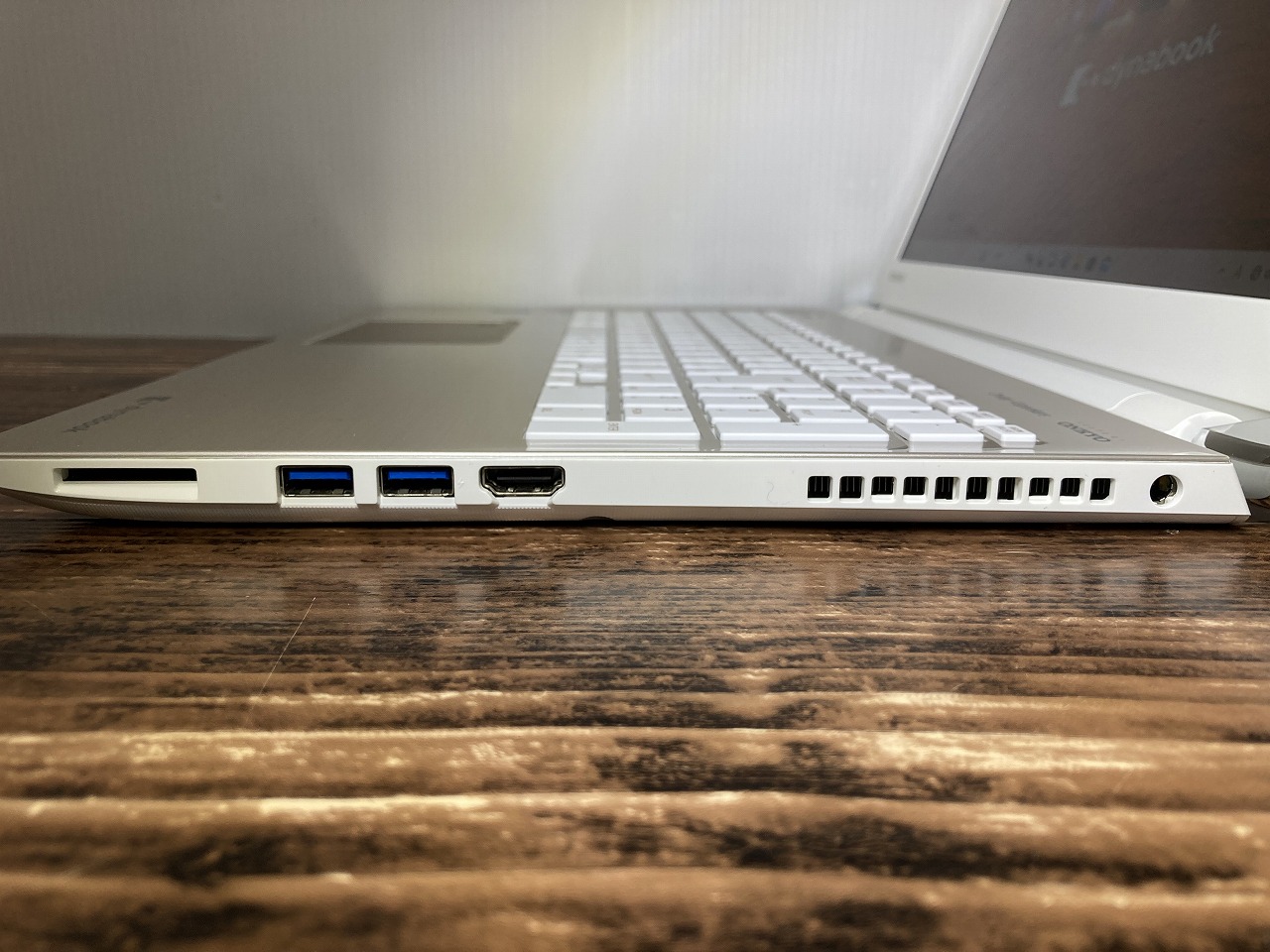 東芝 - 美品！Dynabook T75/FGD第8世代 Core i7[69] 美品！Dynabook T75/FGD第8世代 Core i7[69]