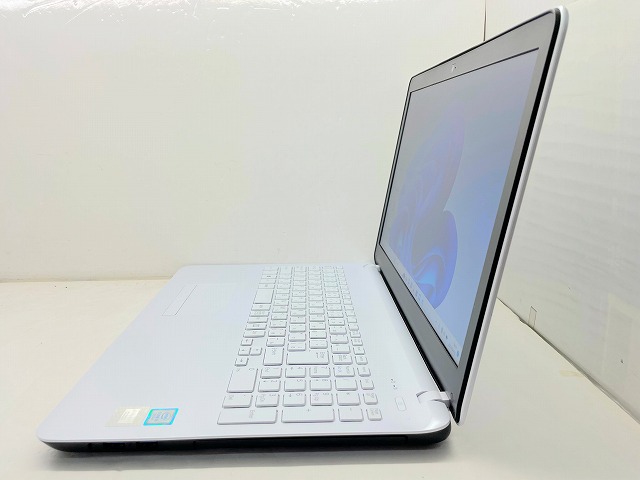 pipi SONY　VAIO白　すぐに使用可能！　Win11 SONY VAIO VJPH11C11N(CPU:Core i5-7300HQ 2.5GHz/メモリ:8GB