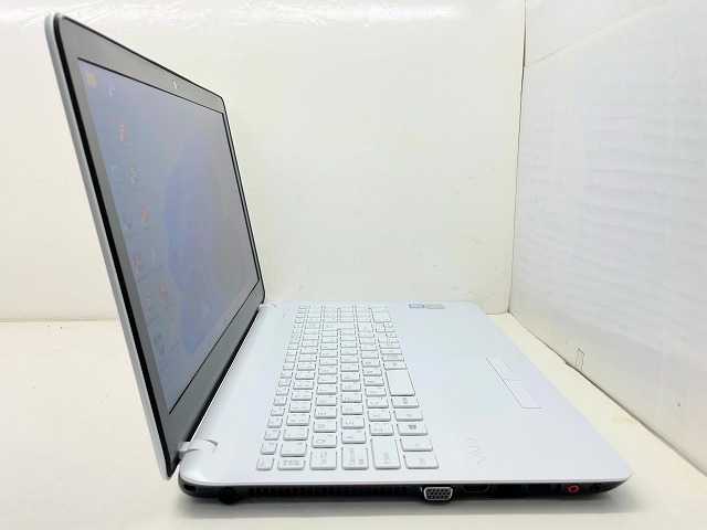 pipi SONY　VAIO白　すぐに使用可能！　Win11 SONY VAIO VJPH11C11N(CPU:Core i5-7300HQ 2.5GHz/メモリ:8GB