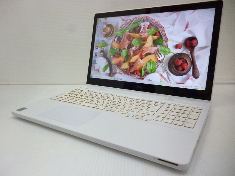 富士通 LIFEBOOK AH77/R (CPU:Core i7-4712HQ 2.30GHz/メモリ