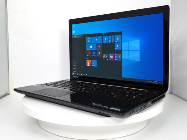 東芝dynabook T553/67JW Corei7 中古品Toshiba T553-67JW/Core i7-4700MQ 2.4GHz/Mem:8GB