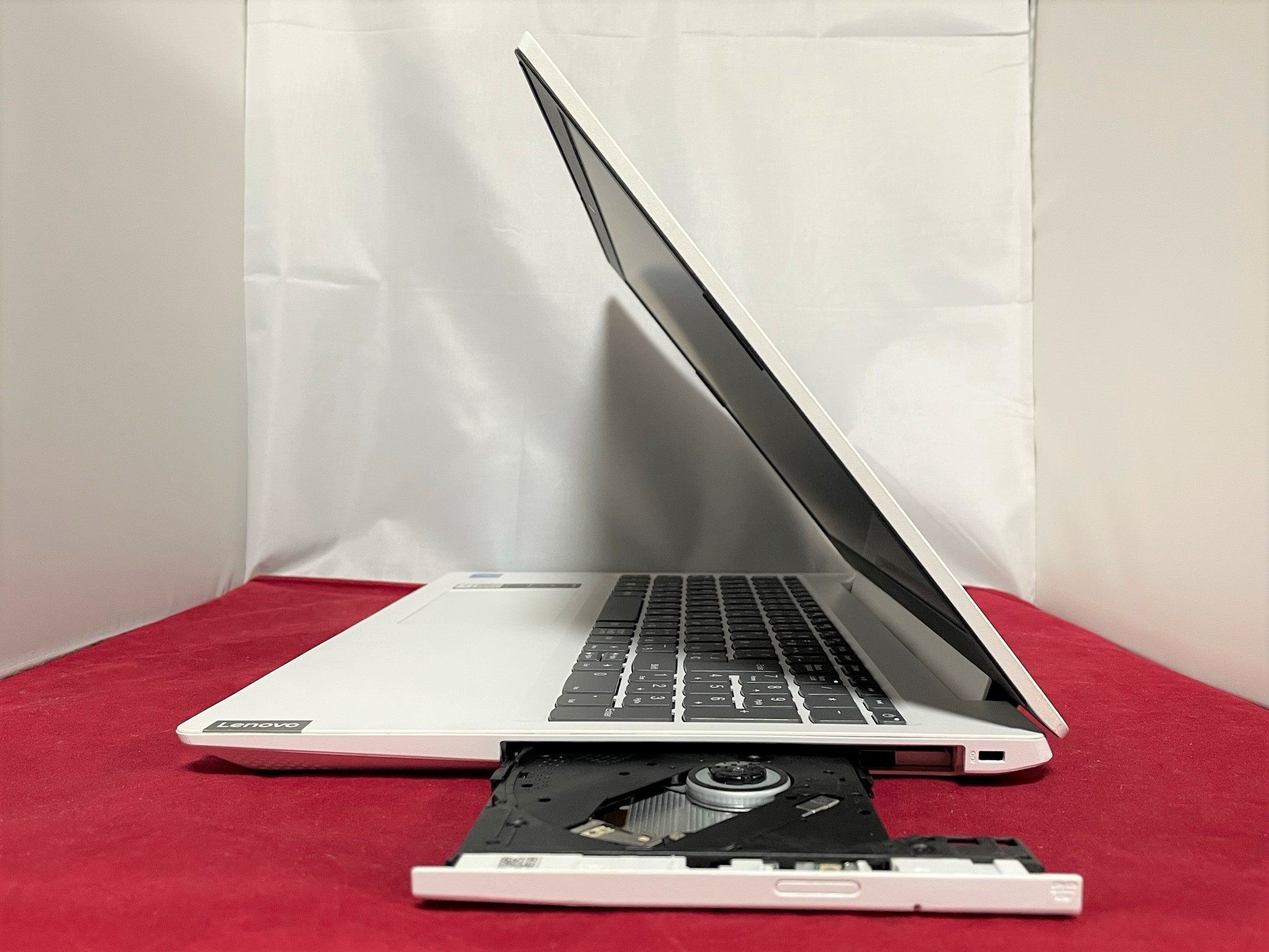 Lenovo ideapad L350-81Y3009MJP (Celeron 5205U 1.9GHz/4GB/240GB) 高