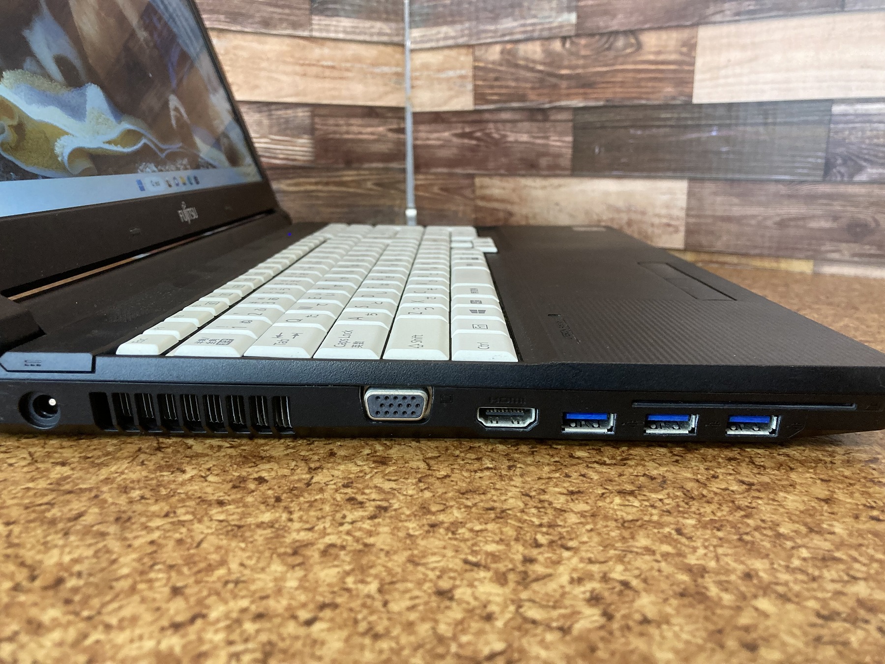 富士通 FUJITSU LIFEBOOK A746/N 第6世代 Core i5 6300U 64GB HDD320GB スーパーマルチ Windows10 64bit WPSOffice 15.6インチ テンキー 無線LAN 中古パソコン ノートパソコン PC Notebook 【中古】 楽天市場】富士通 FUJITSU LIFEBOOK A746/N 第6世代 Core i5