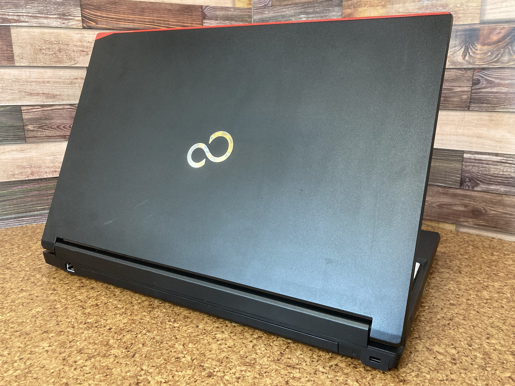 【整備済み品】FUJITSU LIFEBOOK A746 Amazon.co.jp: 【整備済み品】富士通 ノートPC A746 /15.6型/10
