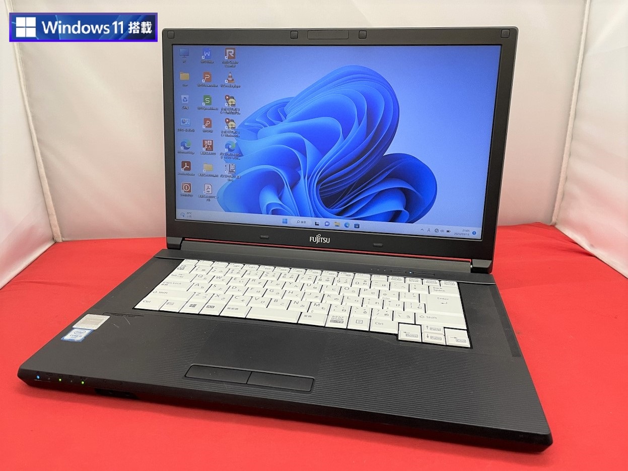 富士通 LIFEBOOK A576/P (Core i5 6300U 2.4GHz/8GB/SSD:128GB