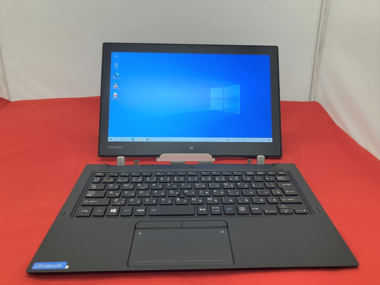 dynabook R82/A (Core M-6Y30 0.9GHz/4GB/SSD:128GB) 2016年製