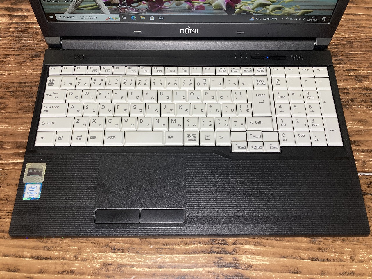 富士通 LIFEBOOK A576/P FMVA16007(CPU： Core i5 6300U 2.4GHz