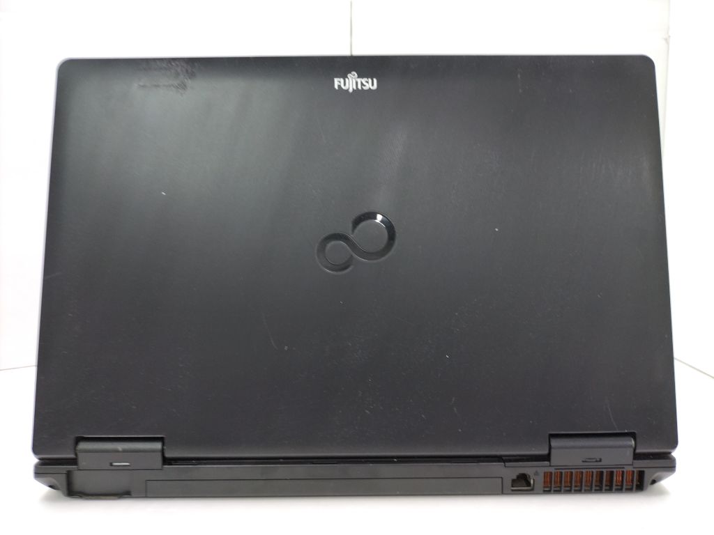 高速SSD120GB搭載 第二世代 Core i3 2330M FUJITSU LIFEBOOK A561/D