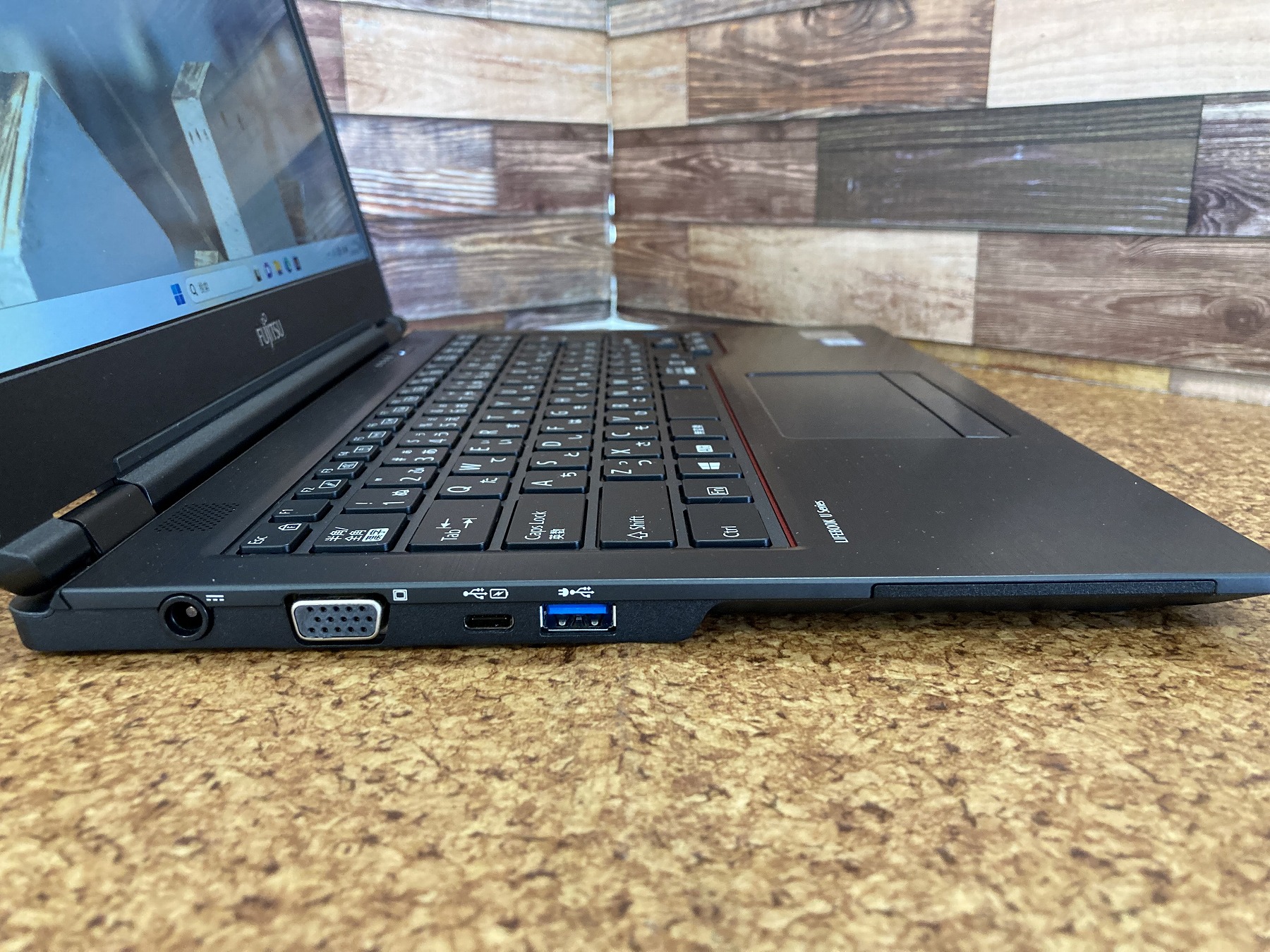 美品 第7世代 Fujitsu LIFEBOOK U748/S Core i5 Amazon.co.jp: 【整備済み品】軽量薄型ノートパソコン富士通