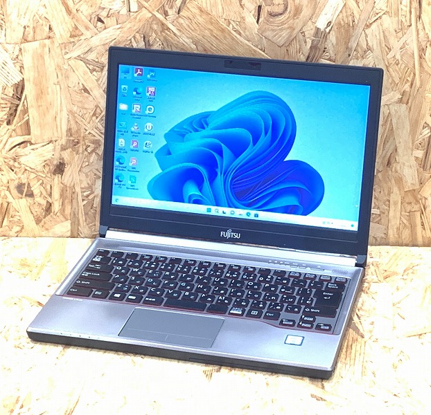 富士通 LIFEBOOK E736/P ( Corei3 6100U 2.3GHz / 8GB / SSD