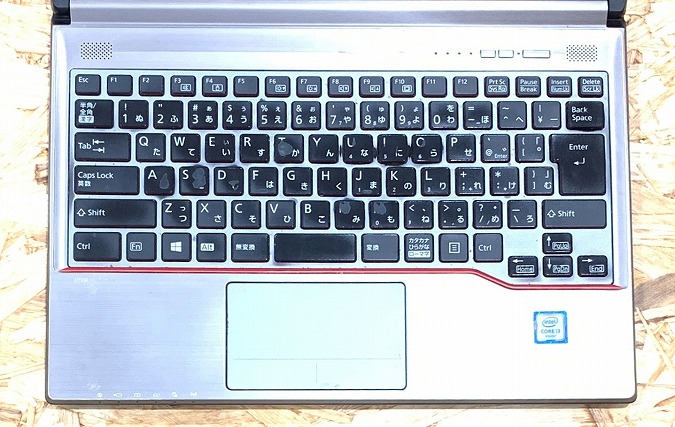 富士通 中古ノートパソコン E736/P 第6世代 Core i5 8GB 富士通 - 中古ノートパソコン 富士通 E736/P 第6世代 Core i5
