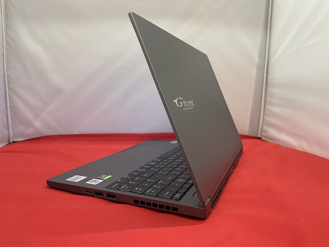 mouse G-TUNE E5-144-CML (Core i7 10785H 2.3GHz/8GB/SSD:500GB