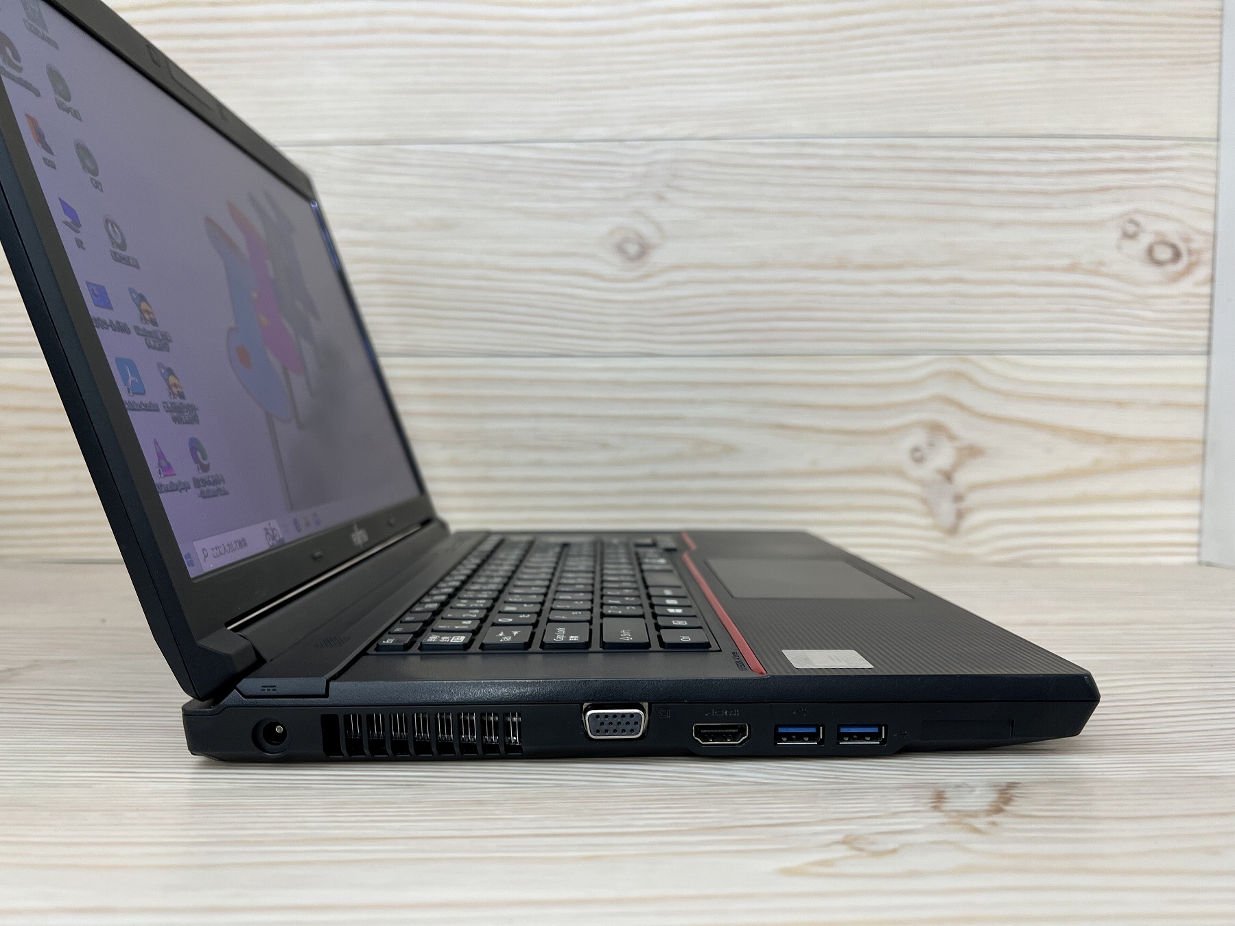 LIFEBOOK A574/H FMVA05004(CPU： Core i5 4300M 2.6GHz/メモリ