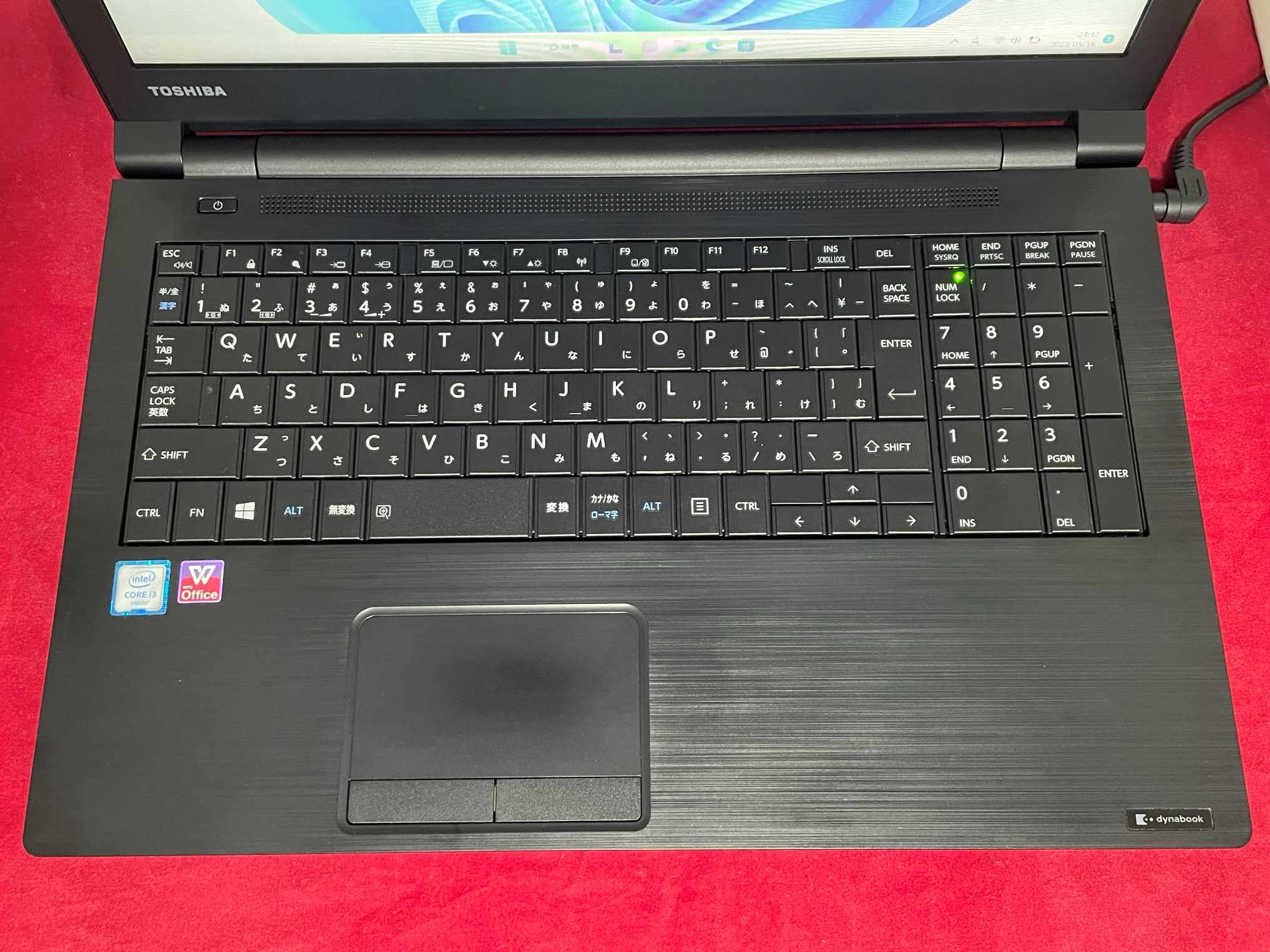 東芝 dynabook AZ35/BB(Core i3 6100U 2.3GHz/4GB/SSD:256GB