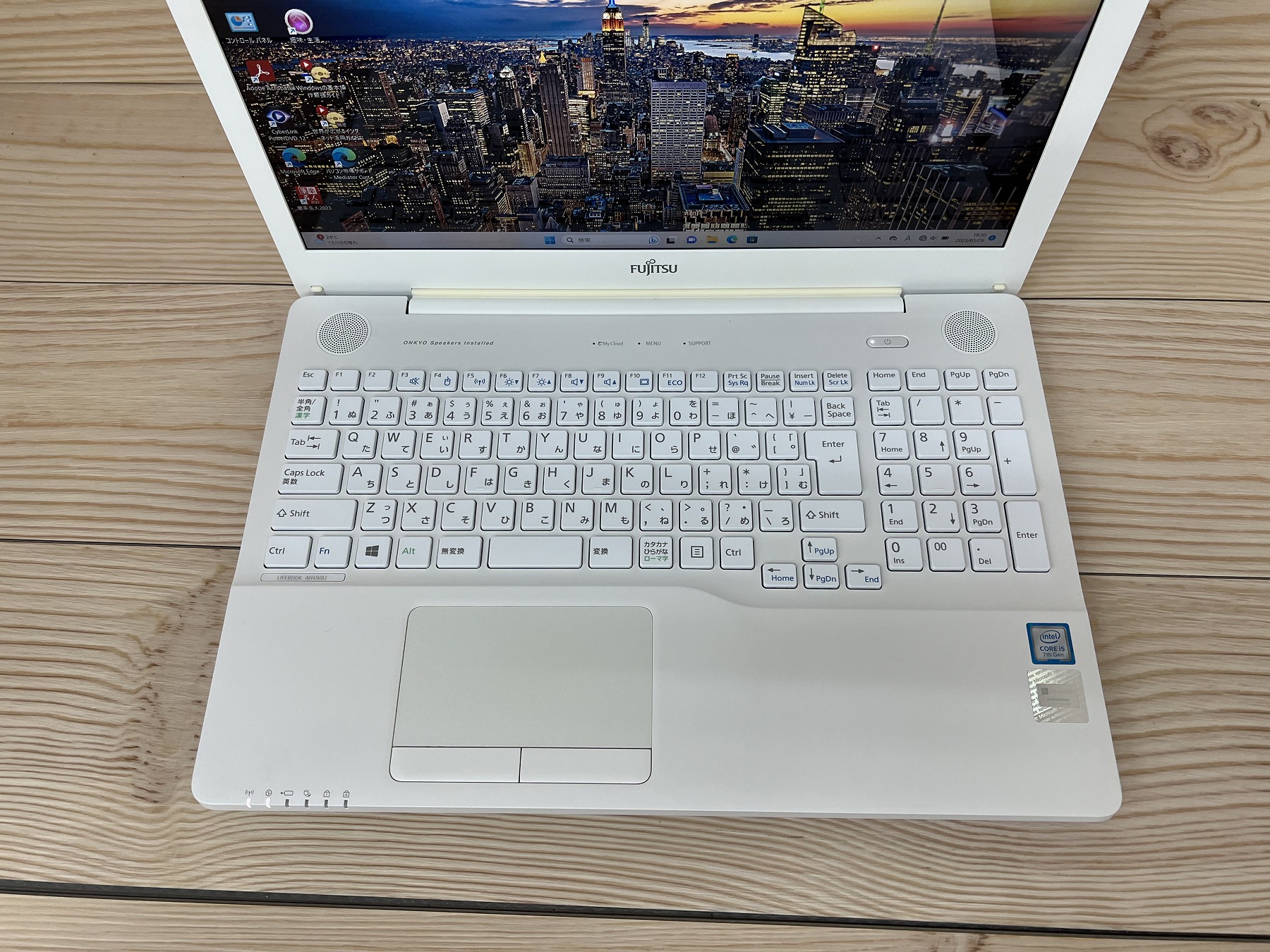 富士通ノートパソコンLIFEBOOK AH49/B2 LIFEBOOK AH49/B2(CPU： Core i5 7200U 2.5GHz/メモリ：8GB/SSD