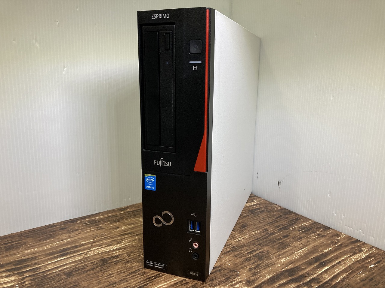 富士通 ESPRIMO D583/J ★NVIDIA GeForce GT 635グラフィック搭載！