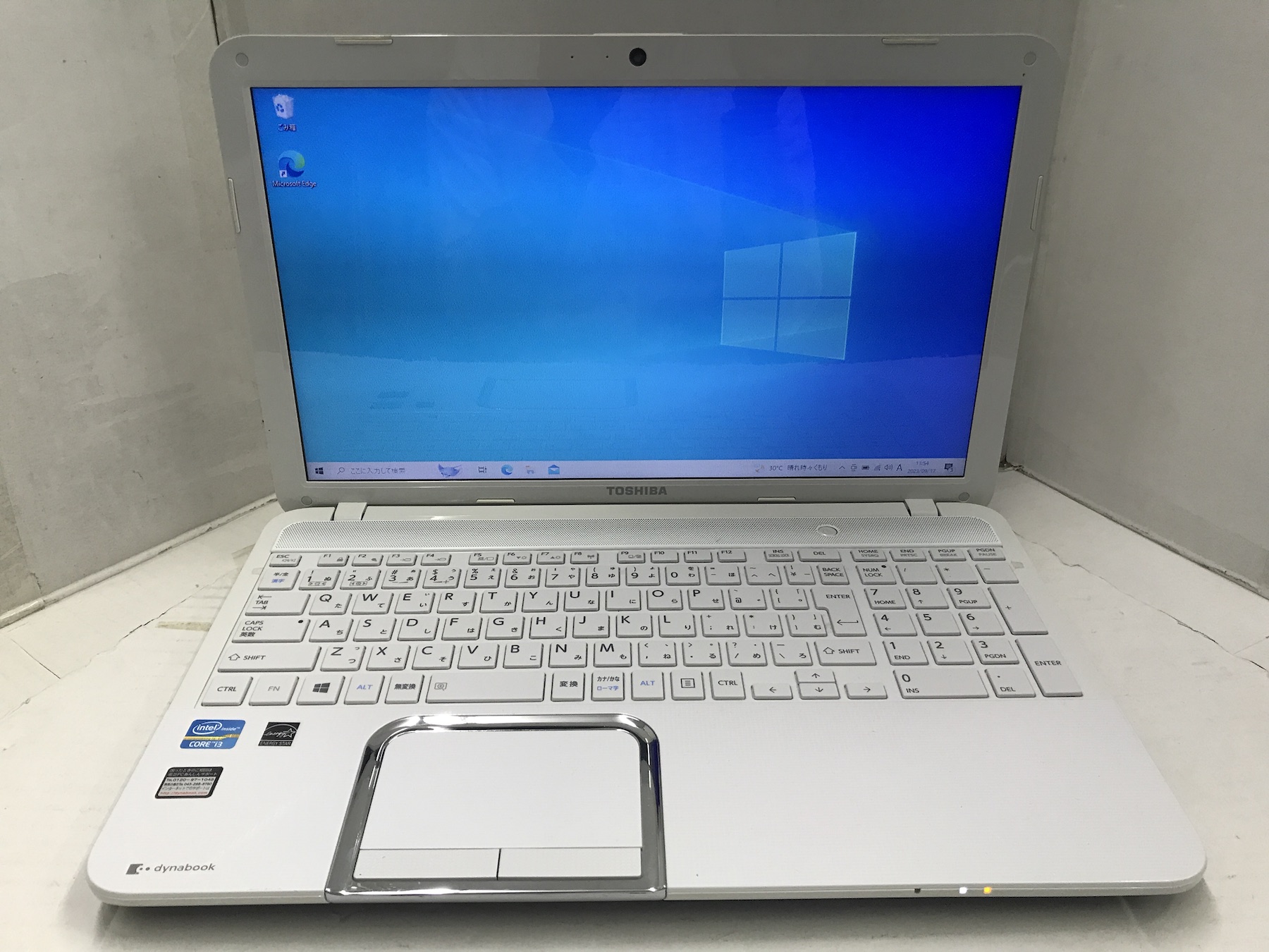 Win10 15.6型 東芝 T552/37GW i3 4GB 新品SSD Amazon.co.jp: 東芝 ノートパソコン dynabook T552(Office Home