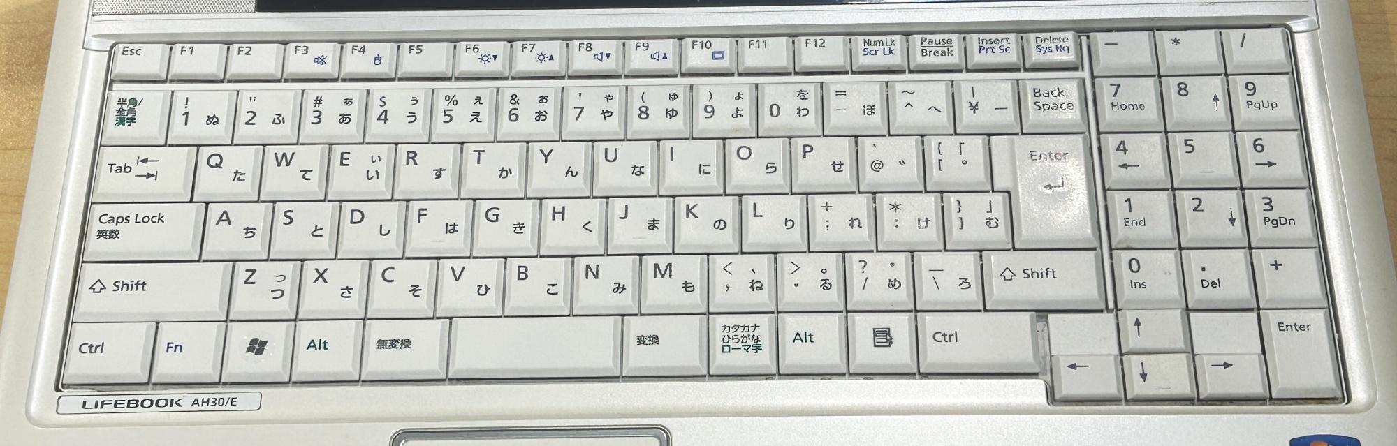 中古ノートパソコン Windows10+office 富士通 AH30/L Celeron/15.6