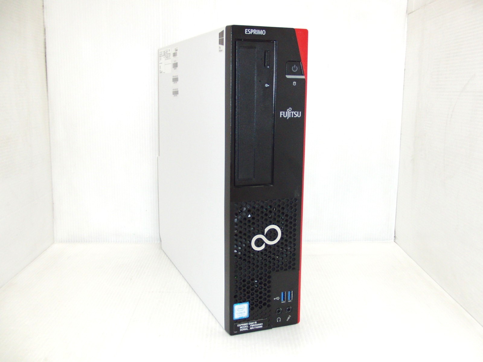 最新OS Windows11 第7世代CPU GTX745 搭載 ☆ 富士通 ESPRIMO D587/RX