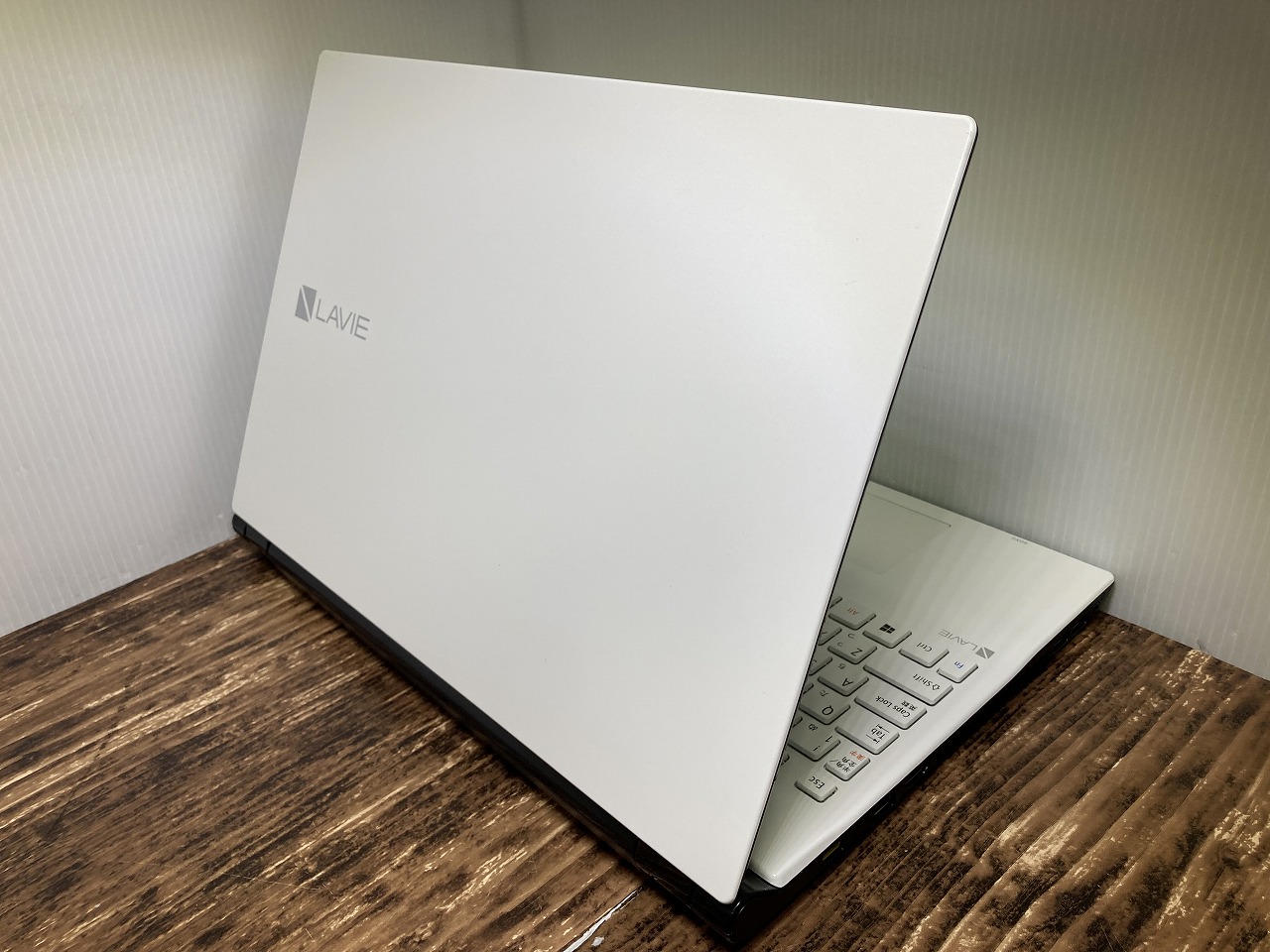 NEC LAVIE Note Standard NS350/C(CPU： Core i3 6100U 2.3GHz