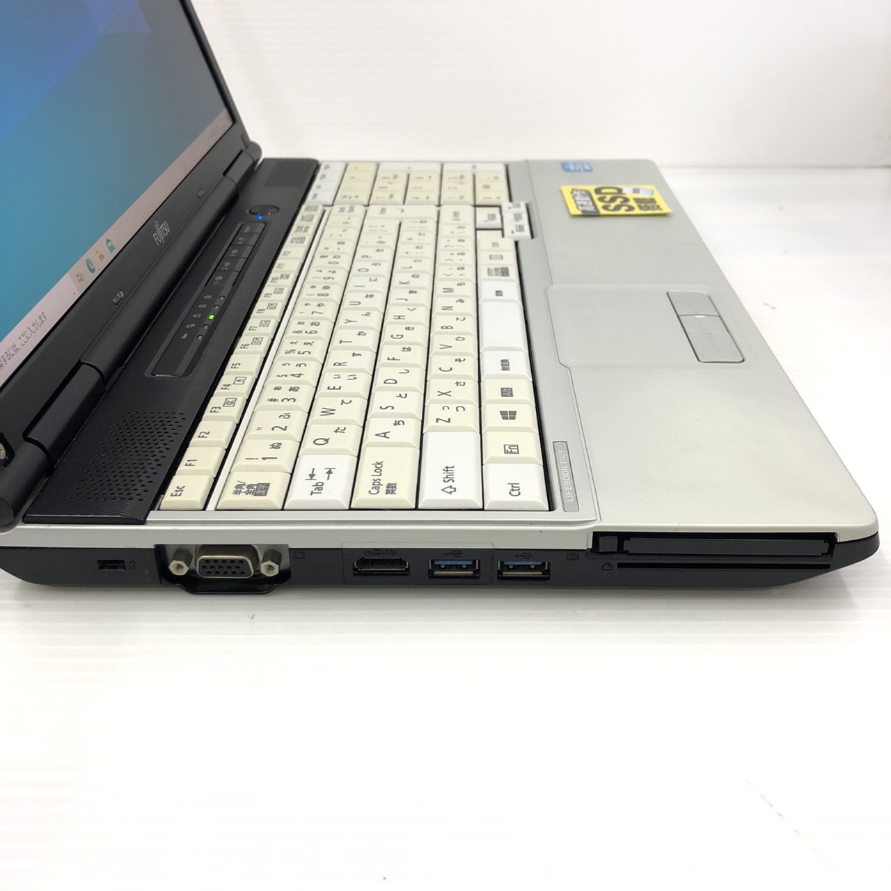 富士通 LIFEBOOK E742/F (Core i5 3320M 2.60GHz / 8GB