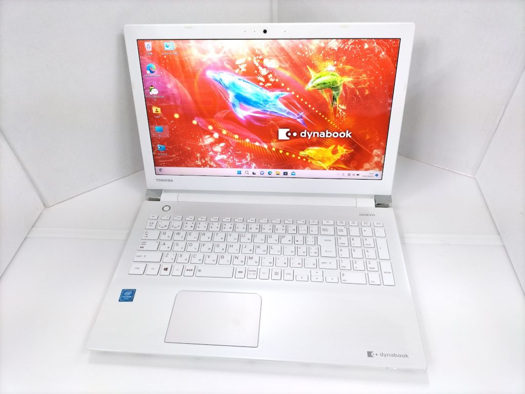 東芝ノートパソコン dynabook T45/RW 訳あり