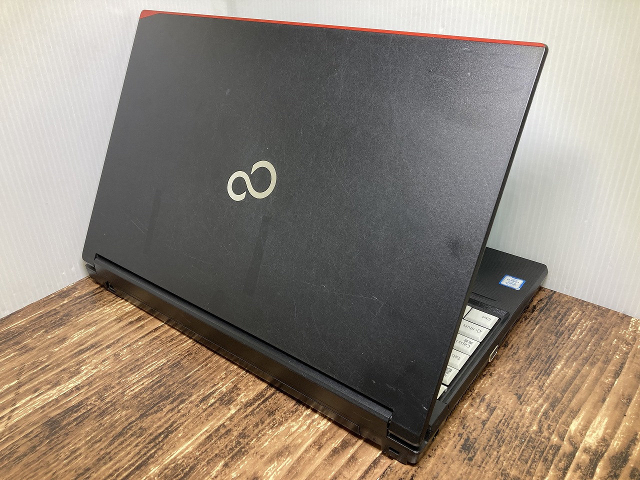 富士通 LIFEBOOK A576/PX(CPU： Core i3 6100U 2.3GHz/メモリ