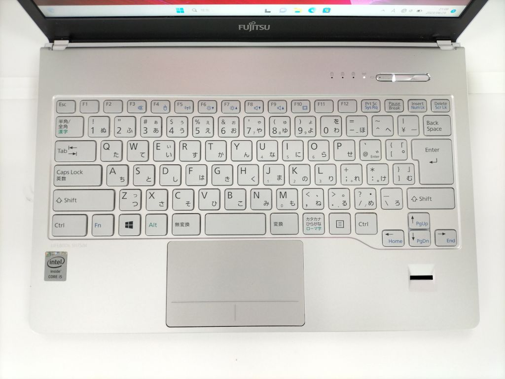 富士通 LIFEBOOK SH75/M Core i5 Fujitsu LIFEBOOK SH75/T Intel Core i5-5200U SSD 240GB RAM