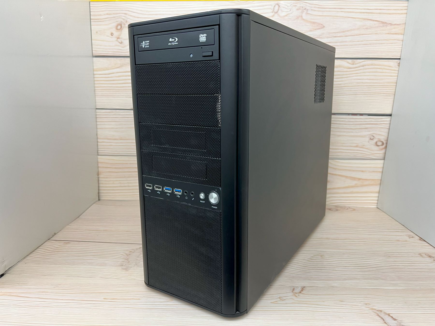 ドスパラ オリジナルDT (新品SSD 1TB+ HDD 2TB / GTX 1080 Ti(VRAM:11GB))