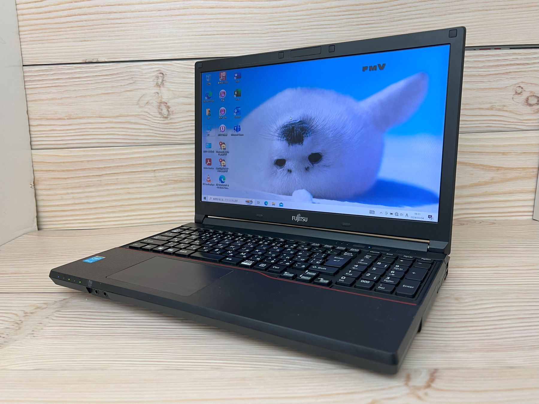 富士通 LIFEBOOK A574/M