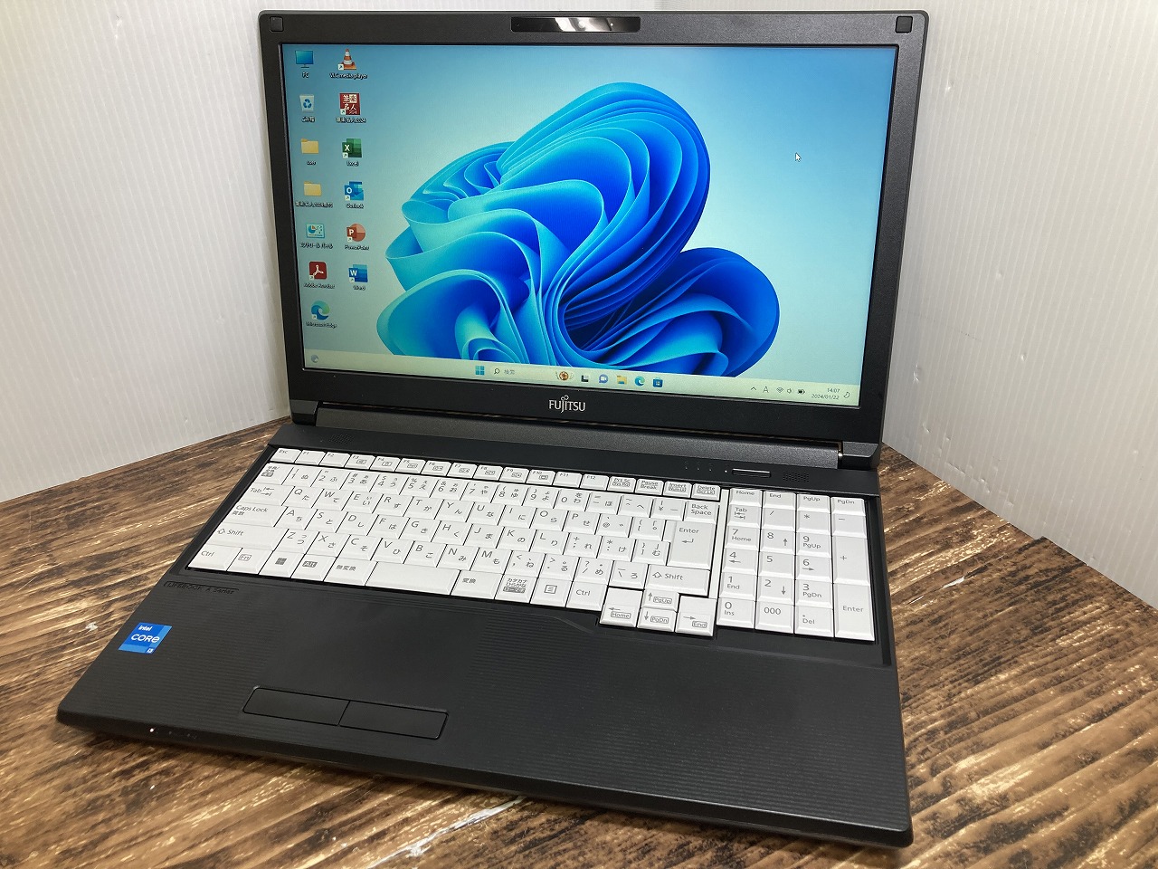 富士通 LIFEBOOK A5512/KX 20周年＆新生活応援SALE‼