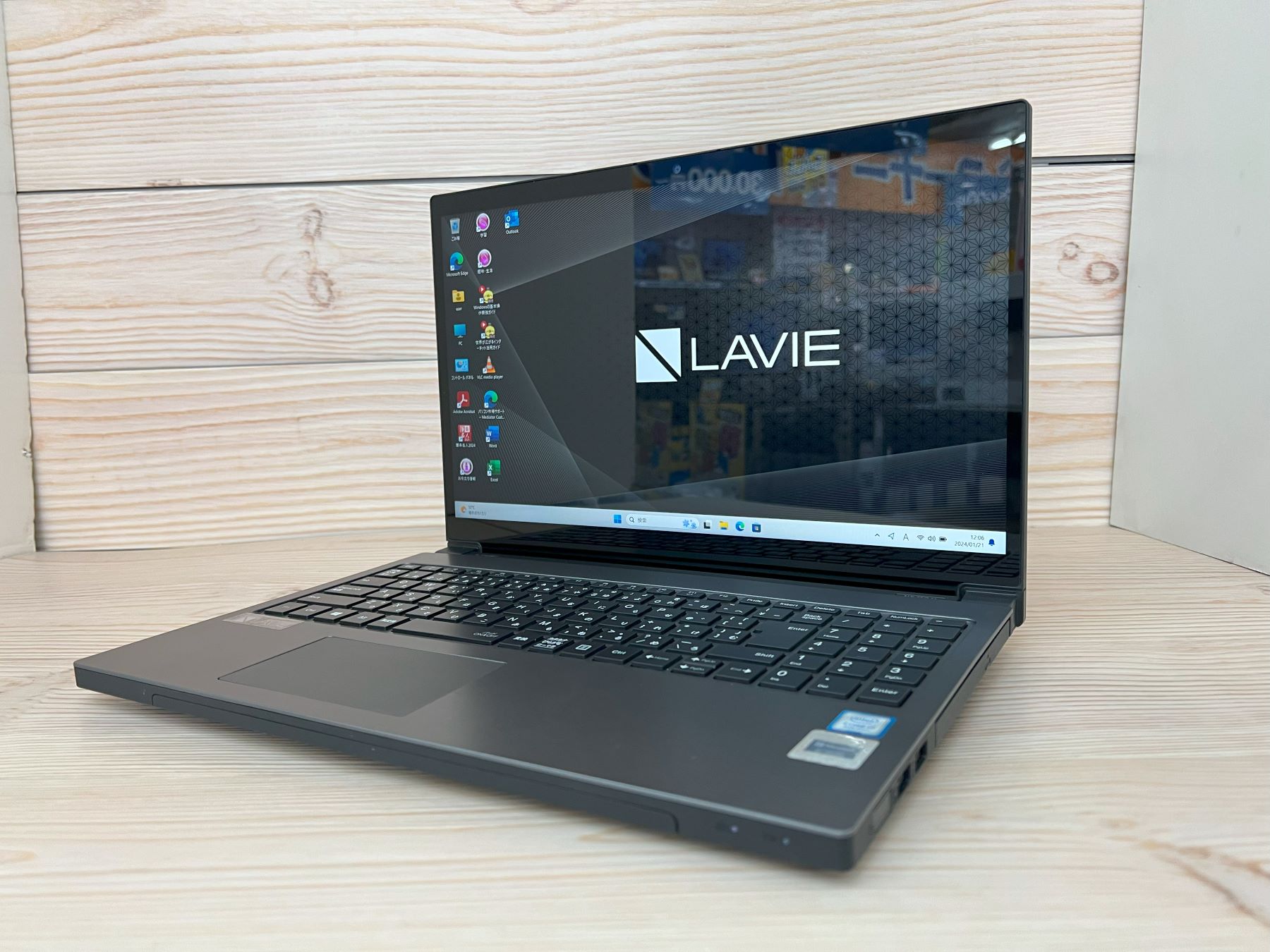NEC LAVIE NX750/J