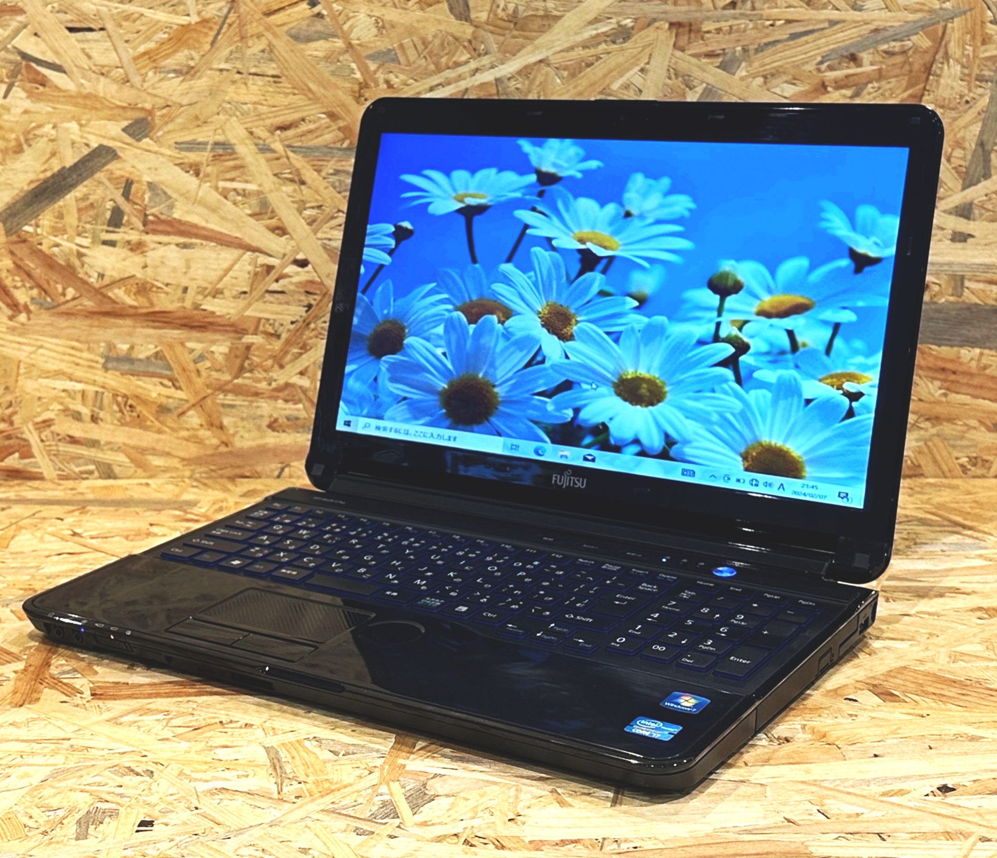 富士通 LIFEBOOK AH56G (第2世代CPU)