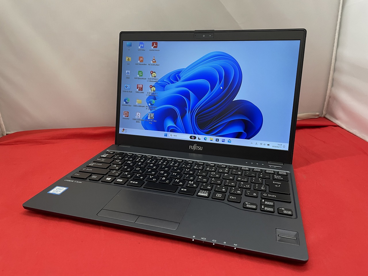 富士通 LIFEBOOK U938/S（Windows11搭載モデル）