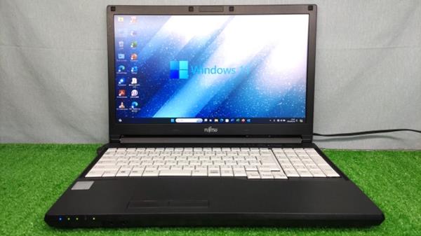 富士通 LIFEBOOK A576/S Microsoft Office 搭載（Word/Excel/PowerPoint/Outlook）