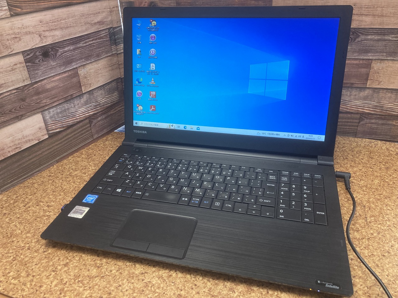 TOSHIBA Satellte B35/R