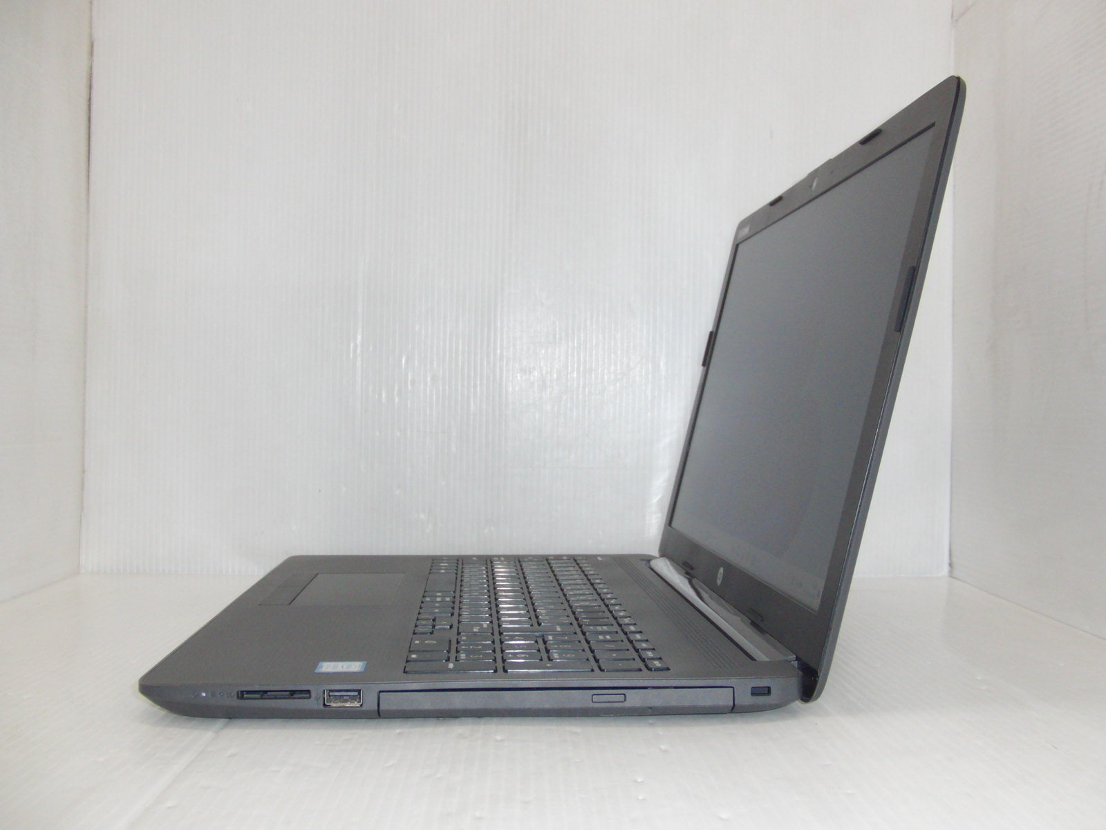 HP 250 G7 NoteBook 6UP91PA Win11Pro・SSD・ﾒﾓﾘ16GBモデル