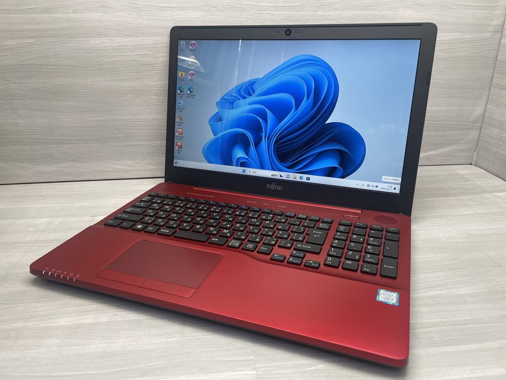富士通 LIFEBOOK AH45/B2 (Core i3 7100U 2.4GHz/12GB/SSD 256GB