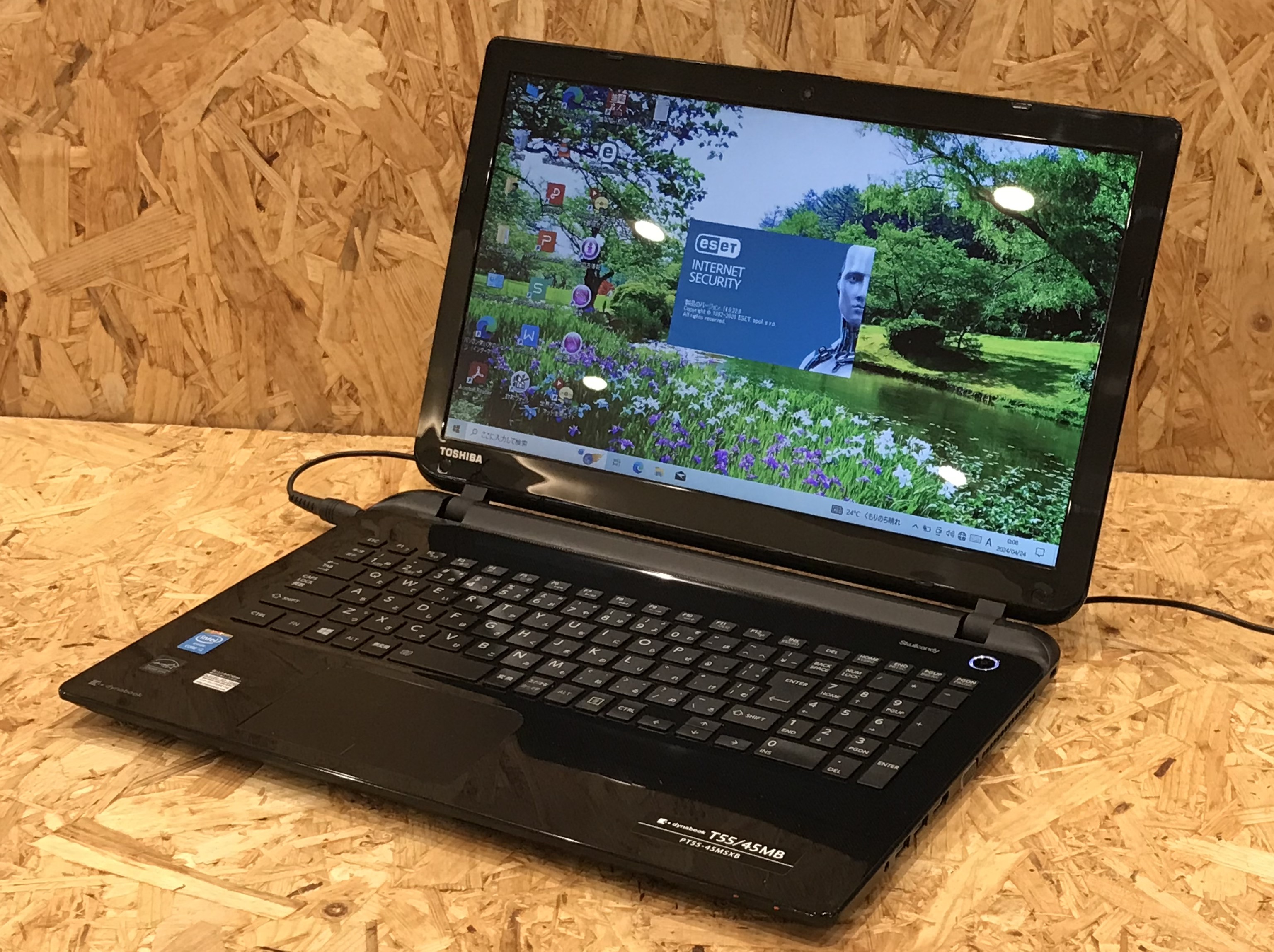 TOSHIBA dynabook T55/45MB(第4世代CPU)