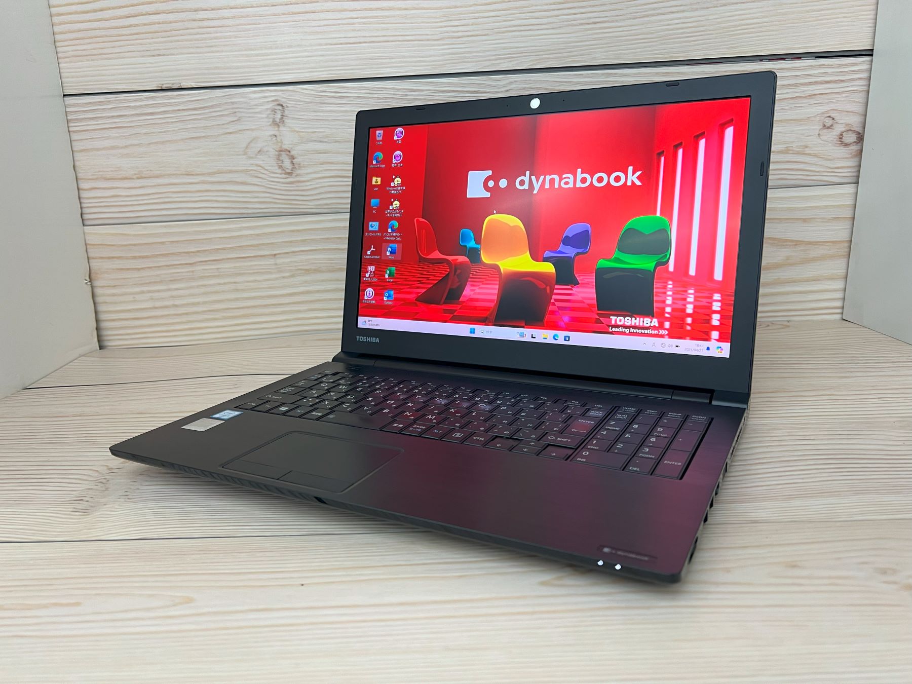 東芝 dynabook B65/A