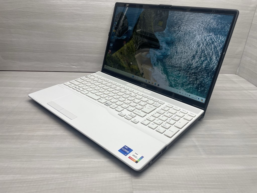 富士通 LIFEBOOK AH500/H