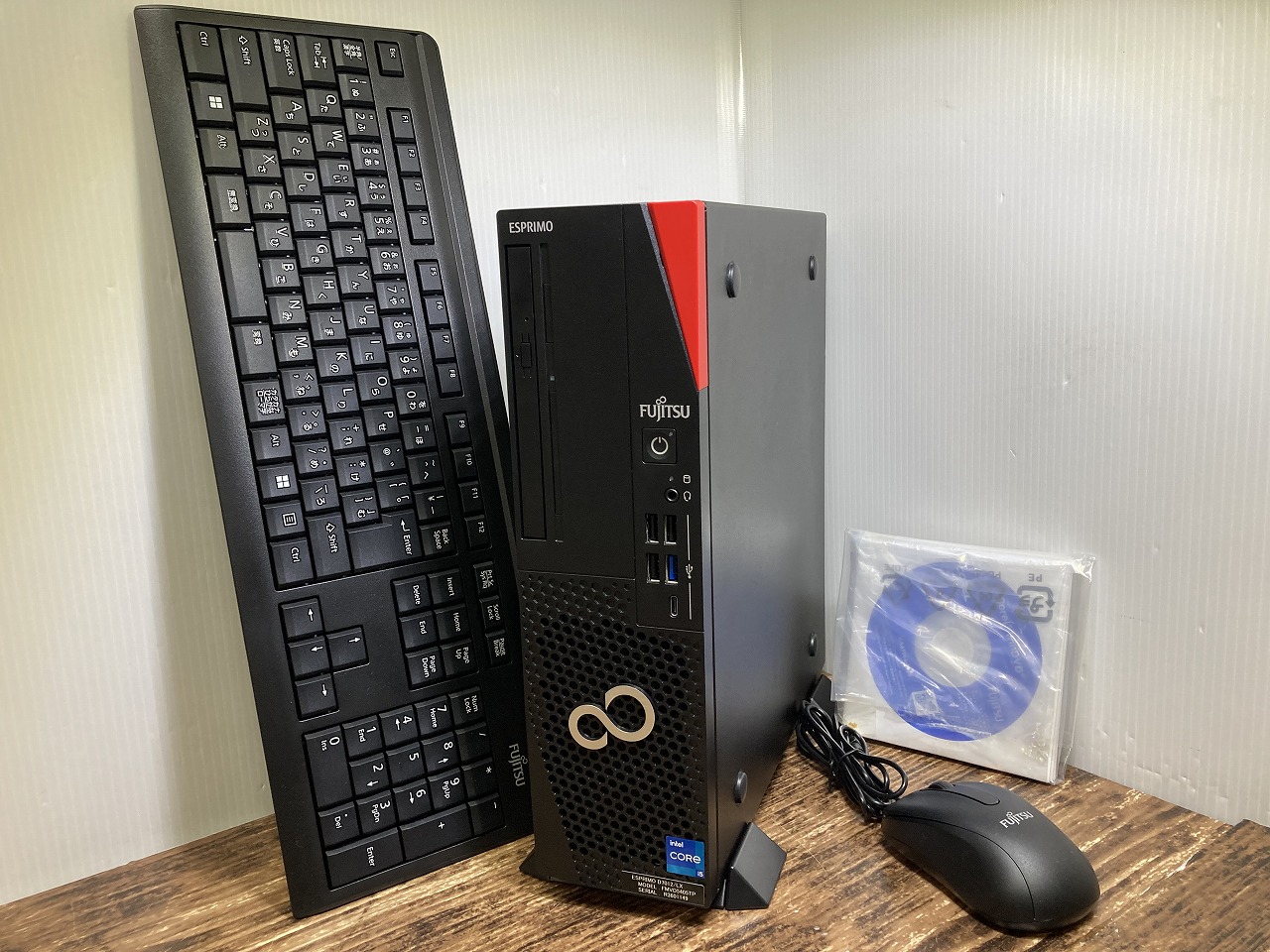 富士通 ESPRIMO D7012/LX