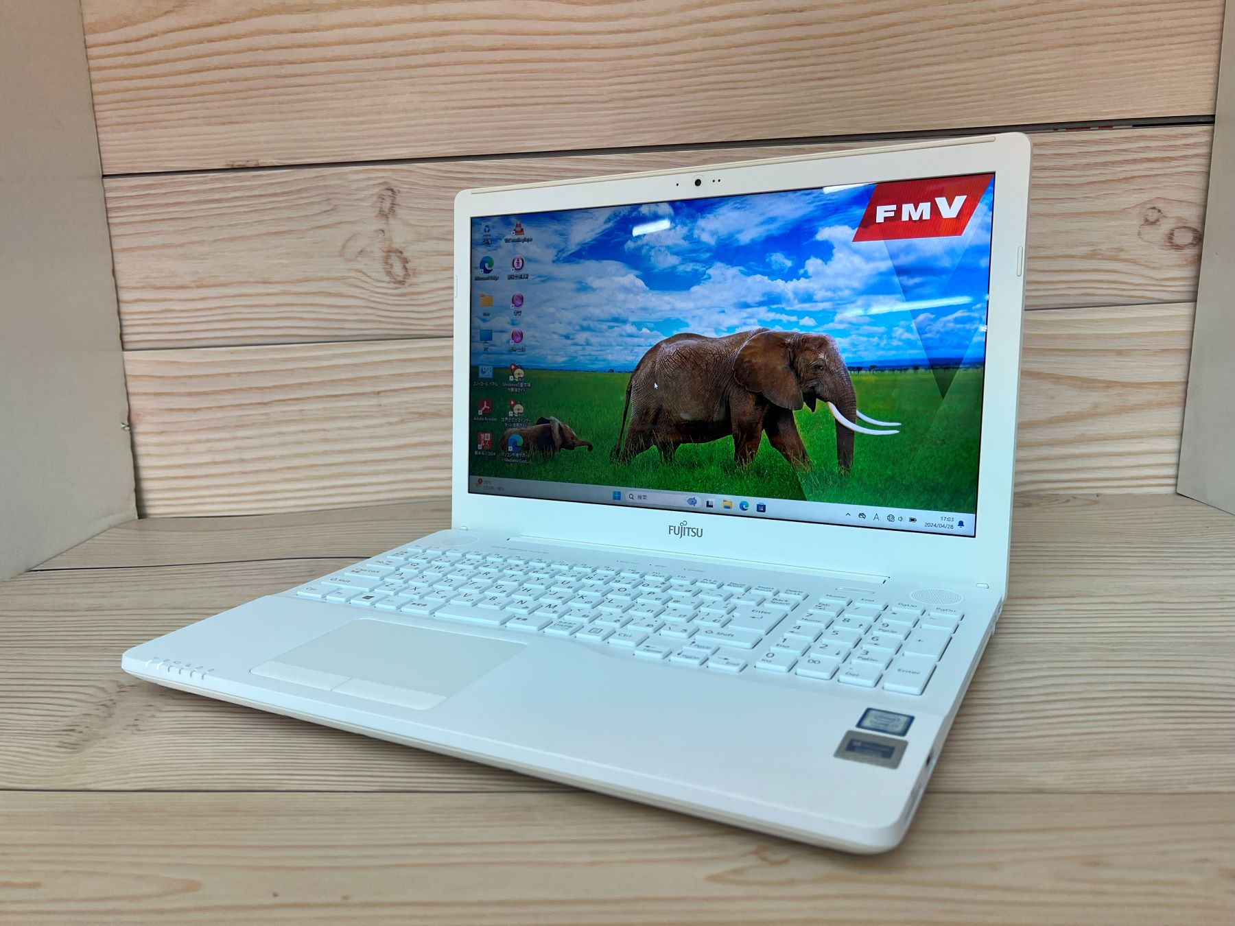 富士通 LIFEBOOK AH50/B3