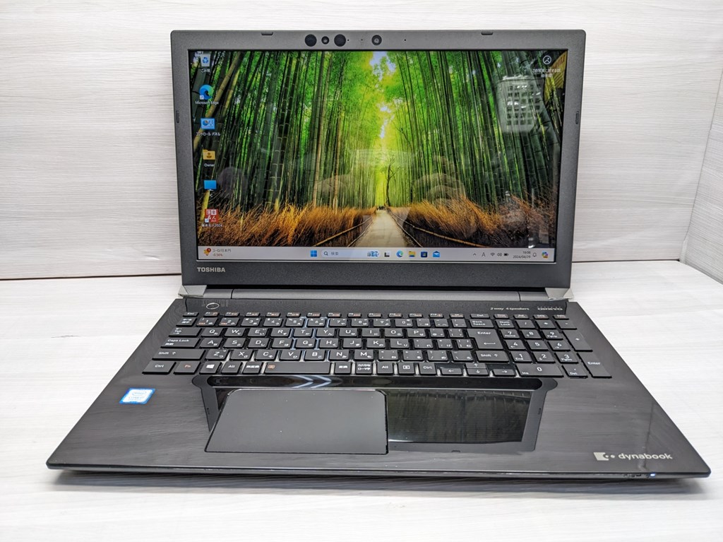 東芝 dynabook T75/GWP