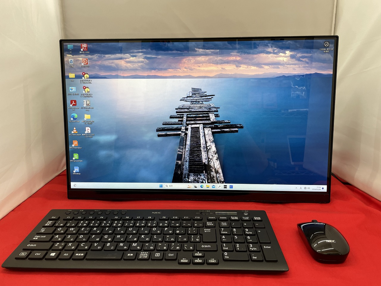 NEC LAVIE Home HA370/RAB (Windows11正規対応機種)