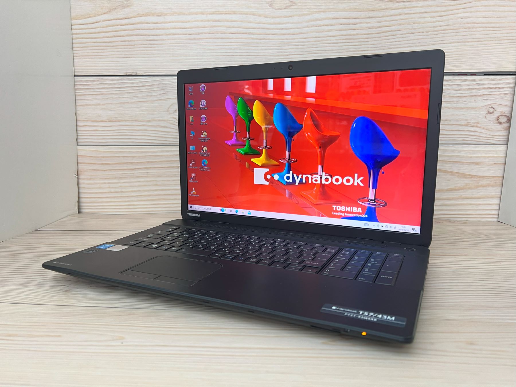 東芝 dynabook T57/43M