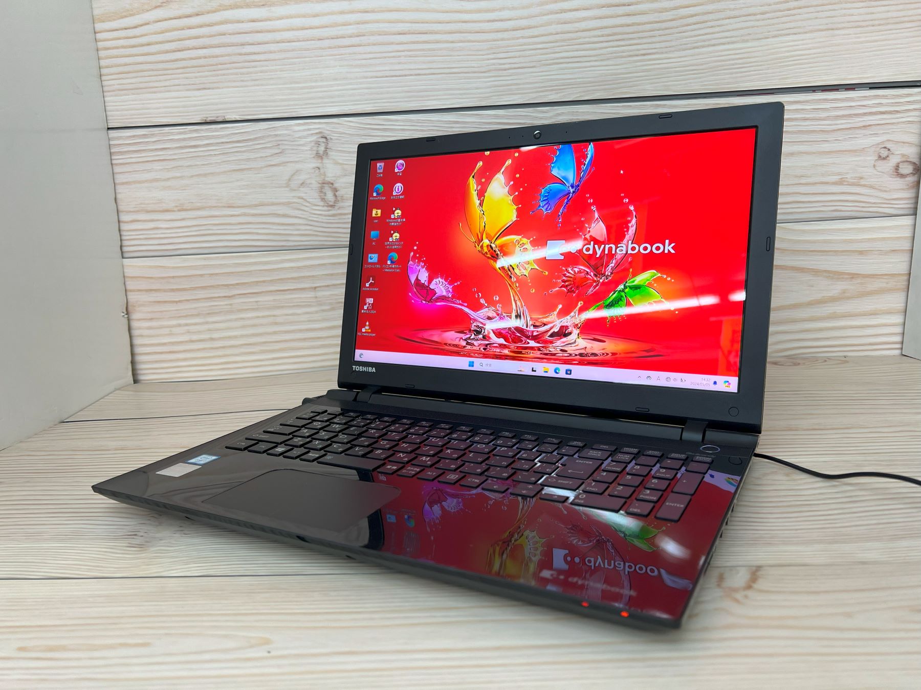 東芝 dynabook T75/UB