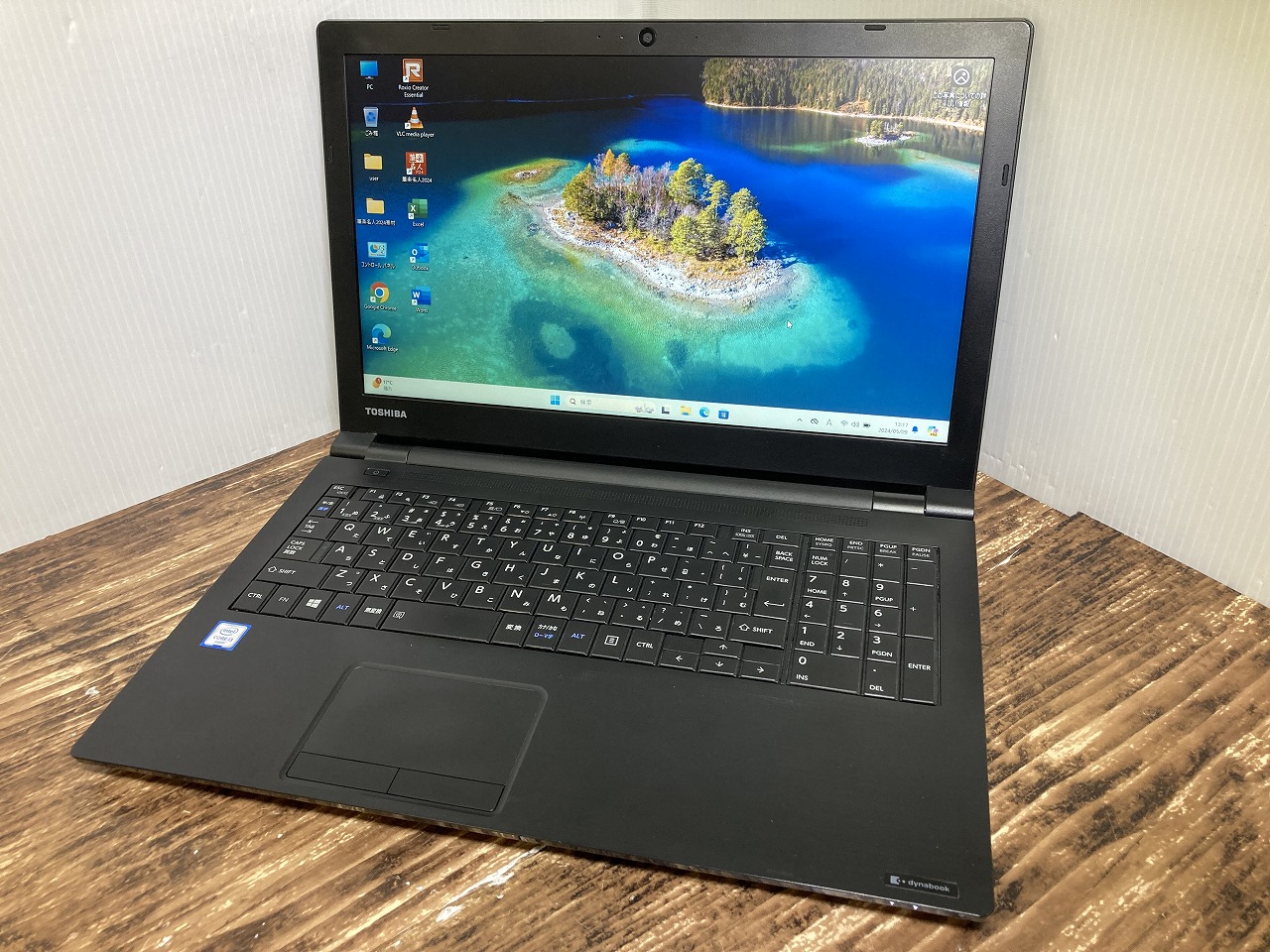東芝 dynabook B65/D
